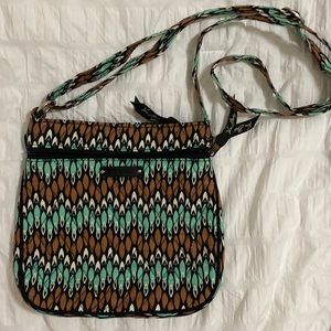 Vera Bradley purse never used super cute and great condition !!